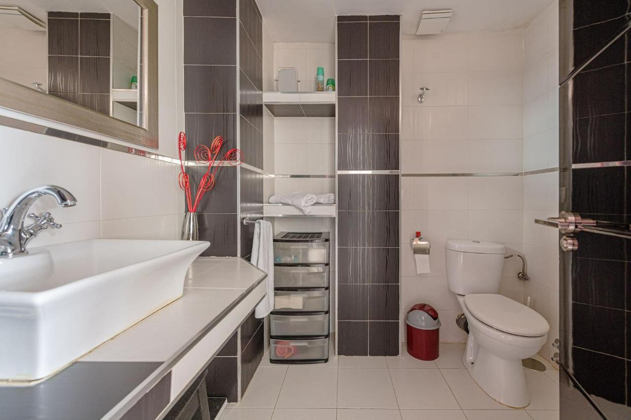Modern 2-Bedroom Duplex Next To The Retiro By Sharingco. Madrid Eksteriør billede